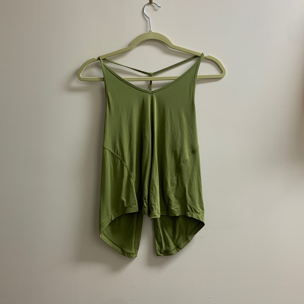 super cute green tank from lululemon. NEVER WORN